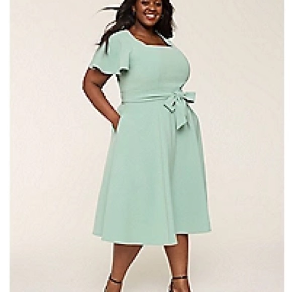 Lane Bryant Dresses & Skirts - Lane Bryant Pastel Green Midi Dress